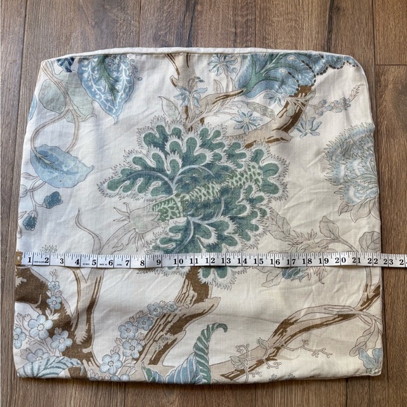 Linen Floral Pillow Cover 22 inches Square Handmade - Picture 5 of 7